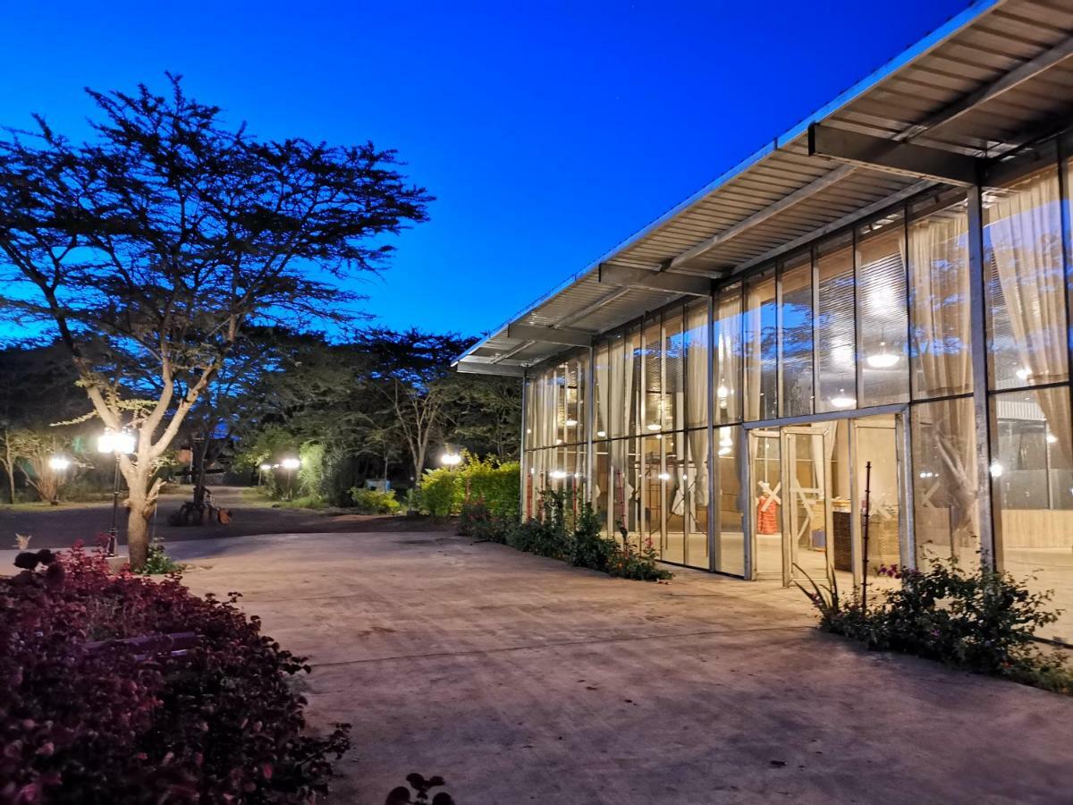 Jambo Mara Safari Lodge Ololaimutiek Exterior photo
